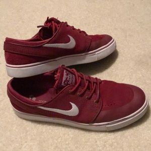 Red Nike Stefan Janoski Skate/Casual Shoes Size 10
